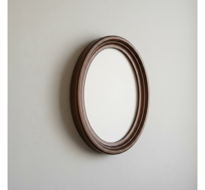 oval photo frame