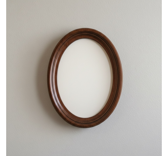 oval photo frame